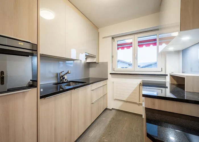 Laax Homes - Casa Zundra Apartament *