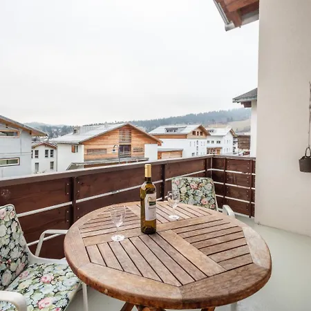 Laax Homes - Casa Zundra Apartment *